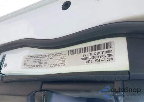 2023 Jeep Grand Cherokee Altitude 4X2 из США, поврежденный, VIN 1C4RJGAG7PC647805